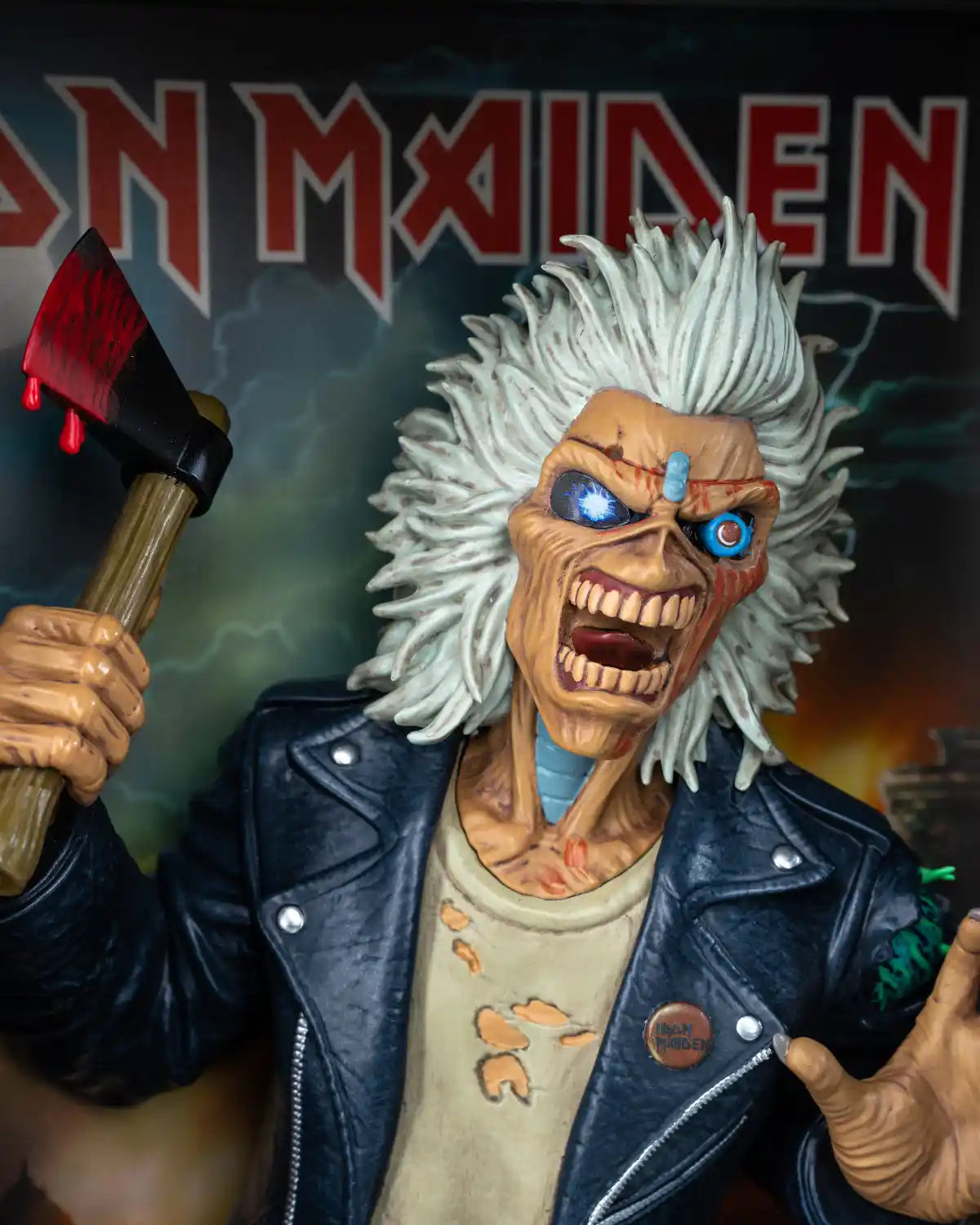 Détail du visage d'Eddie sur la figurine collector Iron Maiden