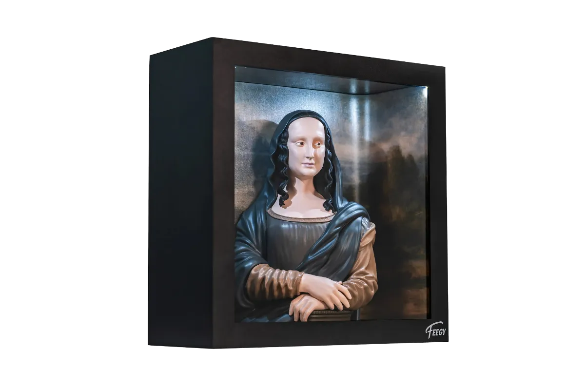 Figurine Mona Lisa après peinture à la main